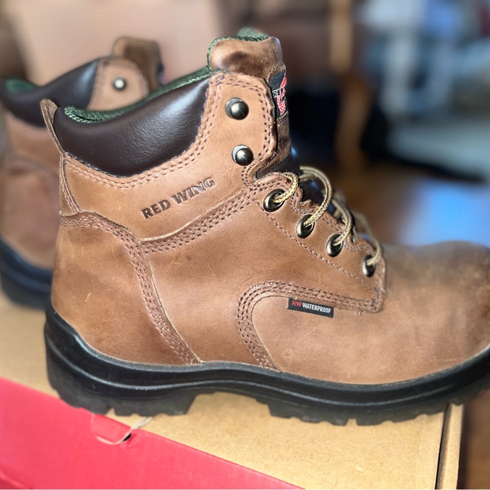 Men’s red wing boots